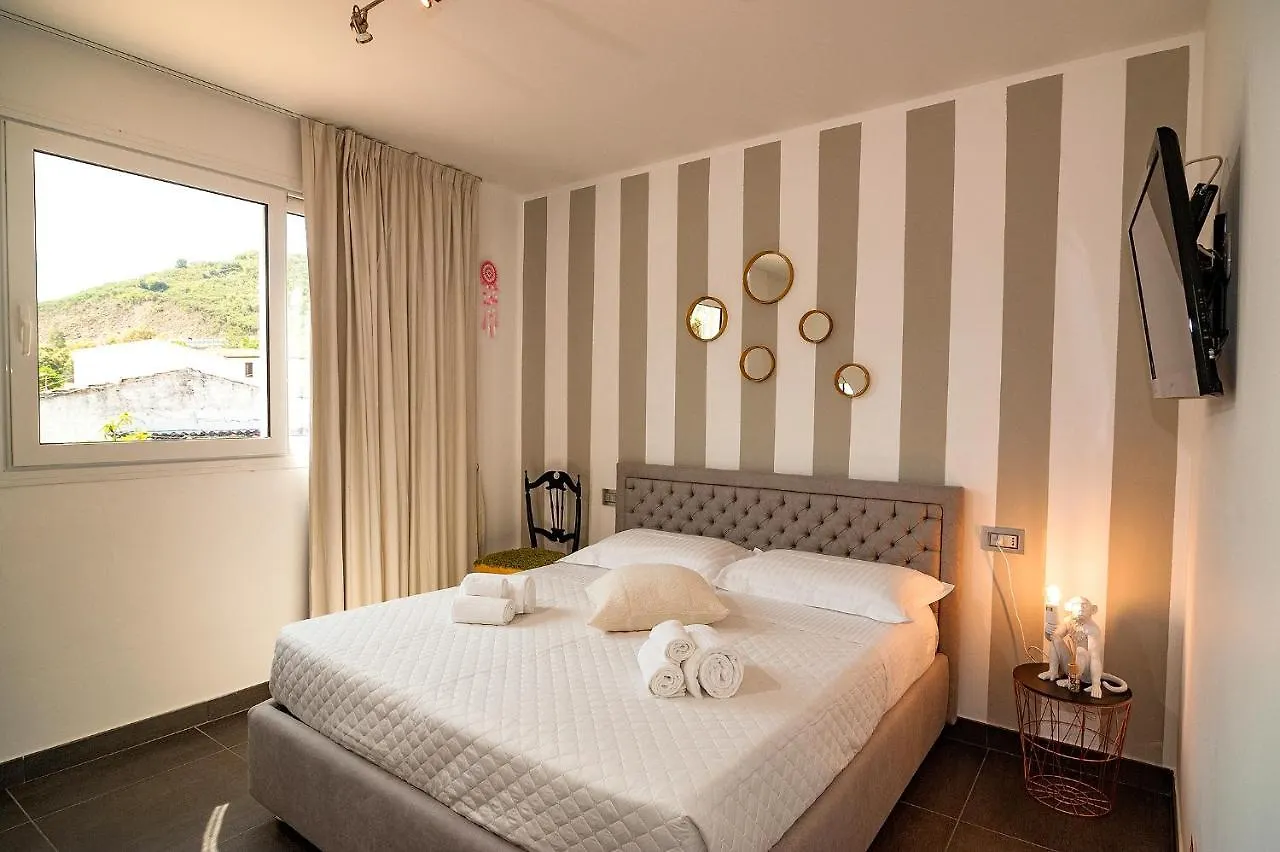 Maison27 Budoni 0*,