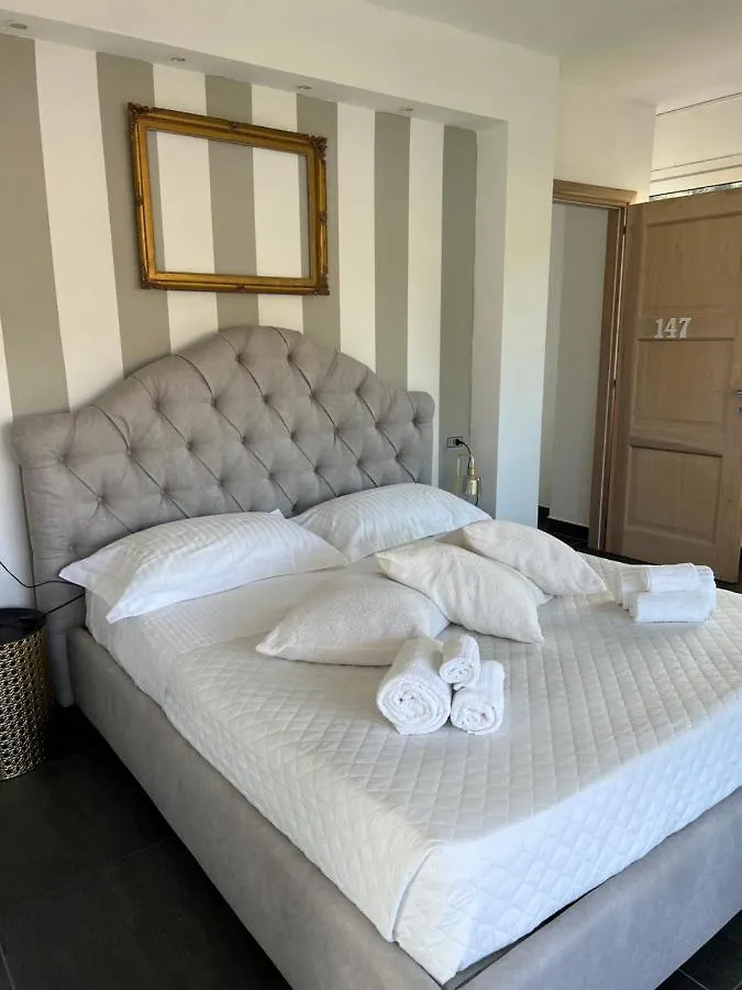 Maison27 Budoni Italia
