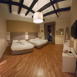 https://al-capri-suite-napoli.hotels-amalfi.com